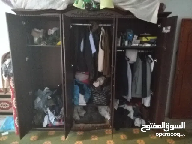 دولاب ملابس