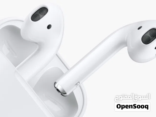 سماعه 3 AIRPODS الجيل الثالث مستعمل مع الشاحن والعلبه