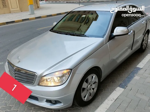 مرسيدس C200 مواصفات خليجية موديل 2009 .