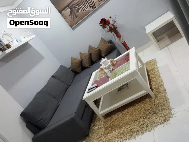 مطلوب لمشاركه سكن شقه غرفه وصاله وحمام ومطبخ بالعارضيه السكنيه