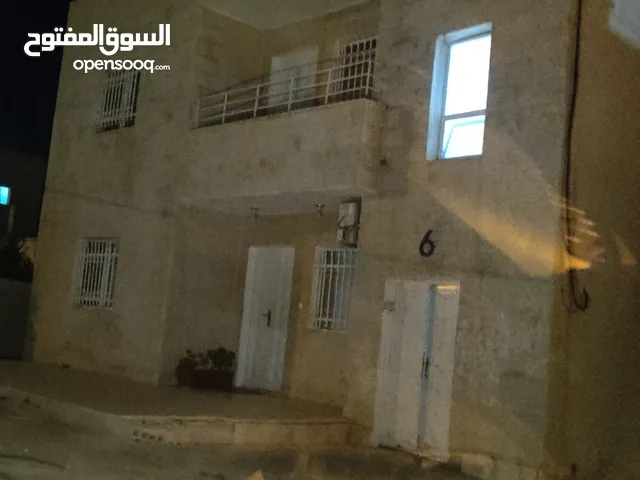 160 m2 4 Bedrooms Apartments for Sale in Al Karak Al-Adnanya
