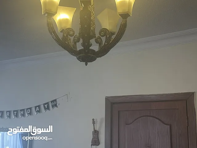 ثريا عدد ثلاث