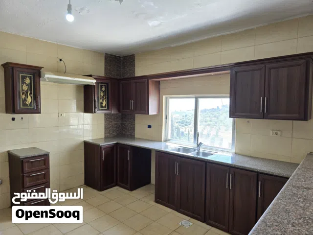 مطبخ المنيوم خشابي مستعمل نظيف جدا