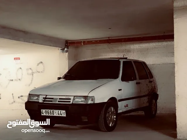 فيات اونو موديل 1984