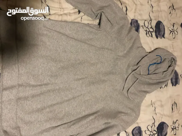Hoodies Tops & Shirts in Amman