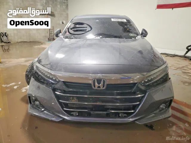 2021 هوندا اكورد LX