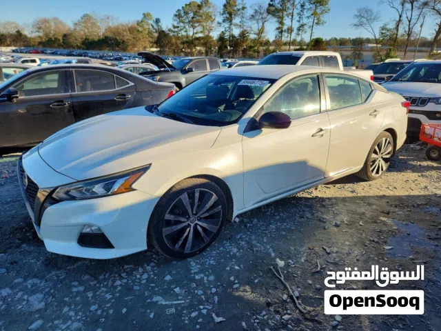 Used Nissan Altima in Sharjah