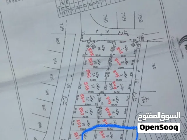 منطقة سكنية تبعد عن الشارع دقيقتين