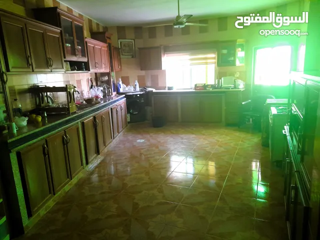 140 m2 3 Bedrooms Townhouse for Sale in Jordan Valley Other