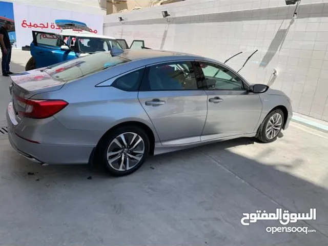 هوندا اكورد 2018 هايبرد بحالة ممتازة