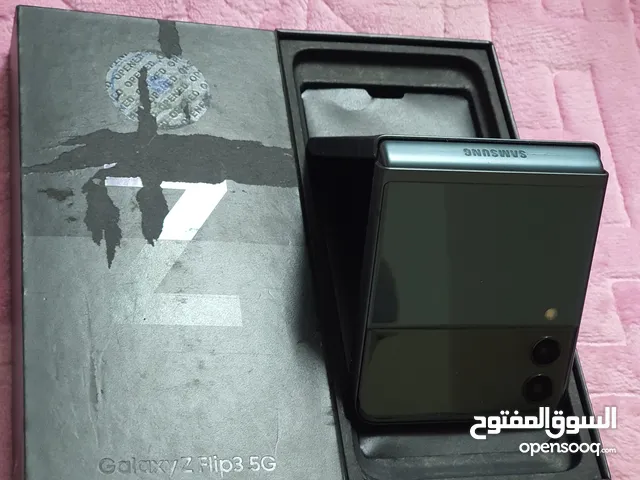 Samsung Galaxy Z Flip3 5G 256 GB in Mecca