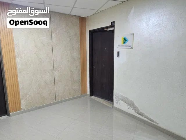 مكتب مفروش للإيجار في رام الله