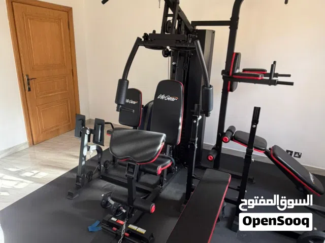 مطلوب ونشتري الأجهزة الرياضية ومعدات أثقال أوزان حديد اجهزه سير جري كل مالديك نشتري