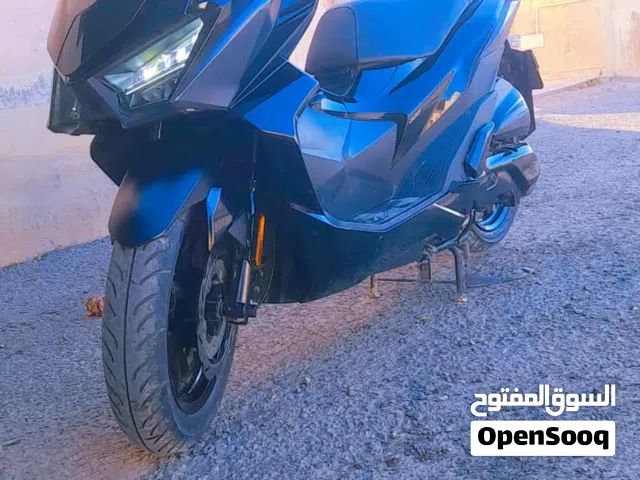 سكوتر للبيع