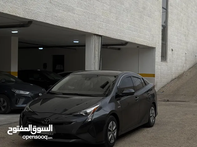 Toyota prius 2018