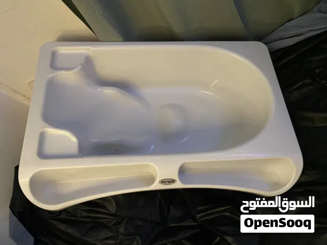 حوض استحمام ايطالي  ماركة brevi