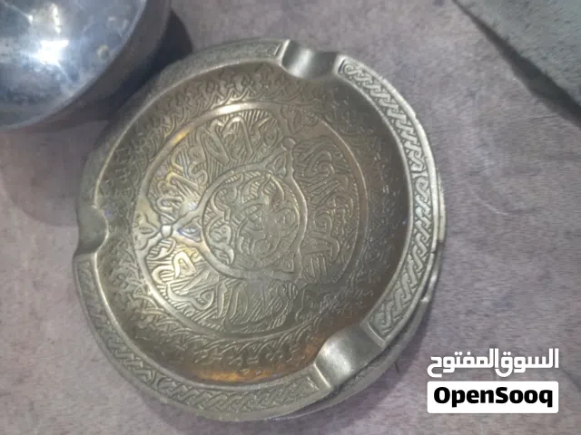 تحف اثريه للبيع انحاي قديم جدا من ال 1934 للبيع القطعه ب(10دنانير واذ بدك الكل براعيك موجود(5قطع فقط