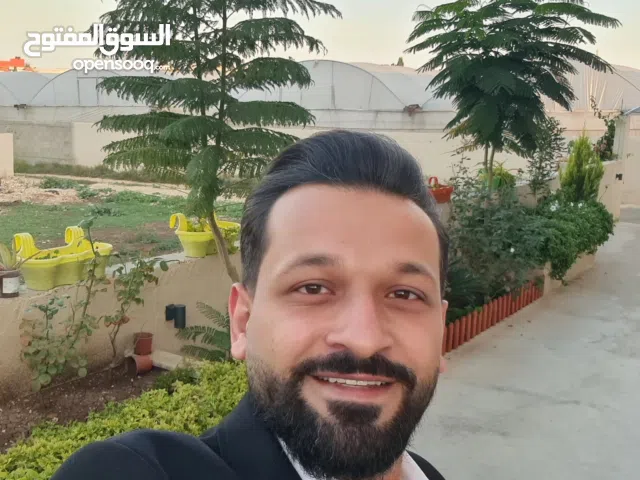 قصي خالد احمد ابو فرحة