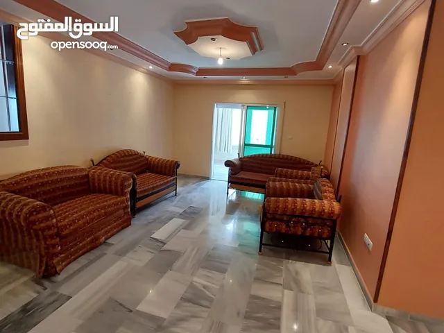196 m2 3 Bedrooms Apartments for Rent in Amman Um El Summaq