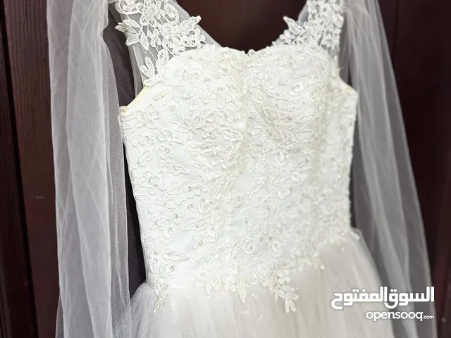 Weddings and Engagements Dresses in Central Governorate