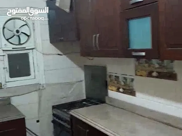 شقه للايجار المعادي قريب للمترو وكل الخدمات والمواصلات
