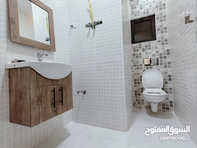 165 m2 3 Bedrooms Apartments for Sale in Amman Daheit Al Rasheed