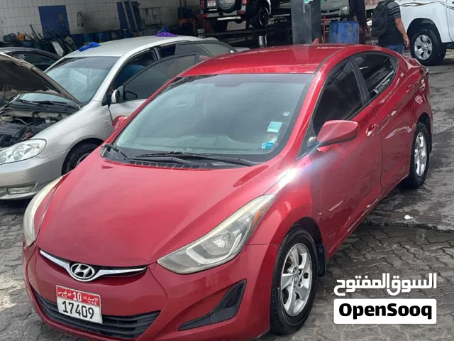 2015 هيونداي النترا Standard