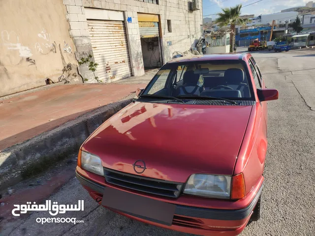 أوبل كادت 1889 ماتور 1300 حلاب