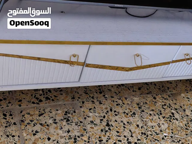 ميز تلفزيون تركي حجم وسط