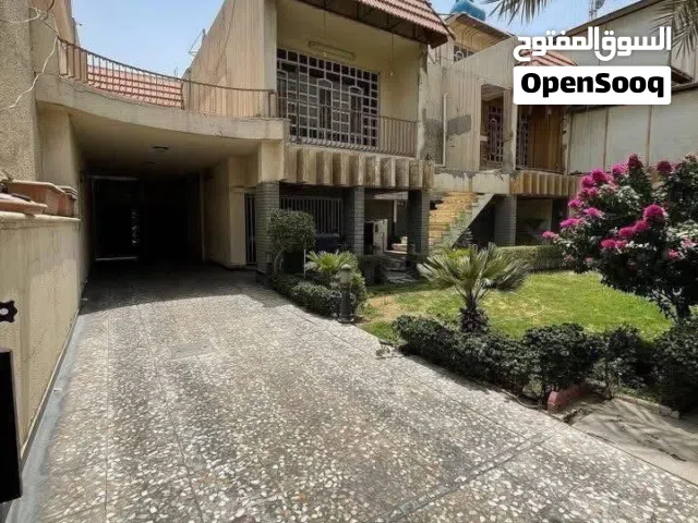 داركلاسك للبيع مساحة 383 م واجهة 14م و 20 سم موقع كرادة شارع 62