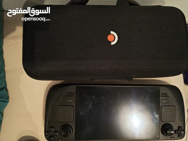 steam deck olled 1tb still under warranty used less then a month and with the charger and boxللبيع