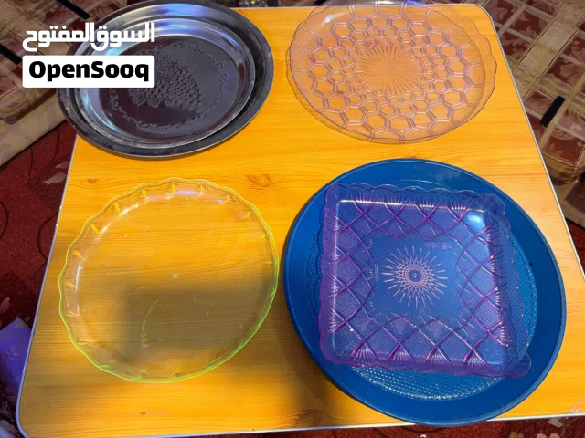 صواني للبيع نظيفات جدا بسعر مناسب