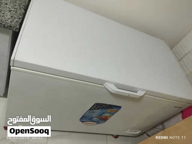 فريزر بطح بحالة ممتازة