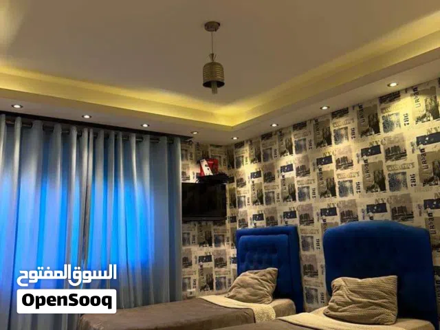 شقة طابقية للبيع حي الصحابة مساحة 217 متر