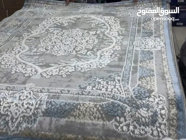 سجادة جديدة نظيفة خامة عالية