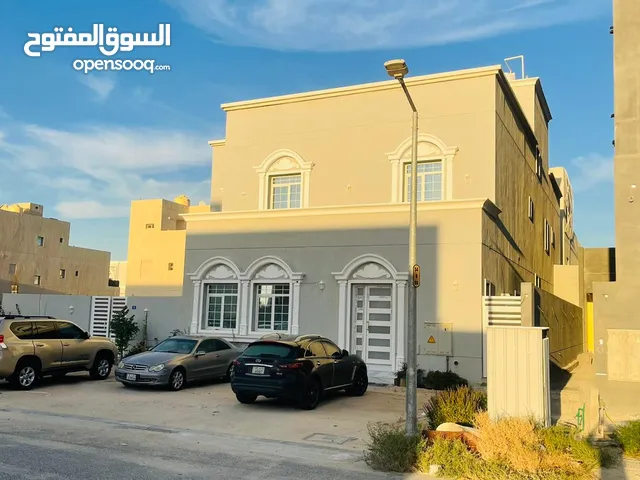1200 m2 More than 6 bedrooms Townhouse for Sale in Al Ahmadi Wafra residential