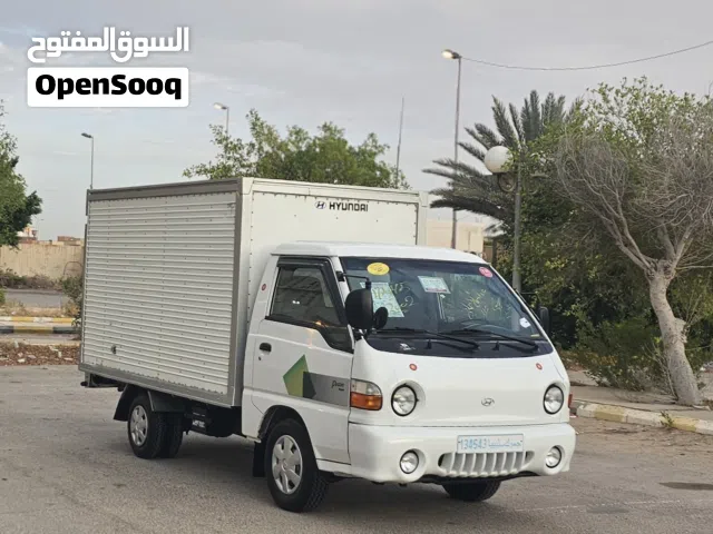 2000 Hyundai H 100