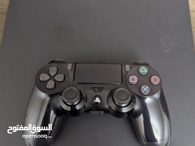 بلايستيشن 4 سلم البيع مستعمل مع مساحه نص تيرا بسعر...