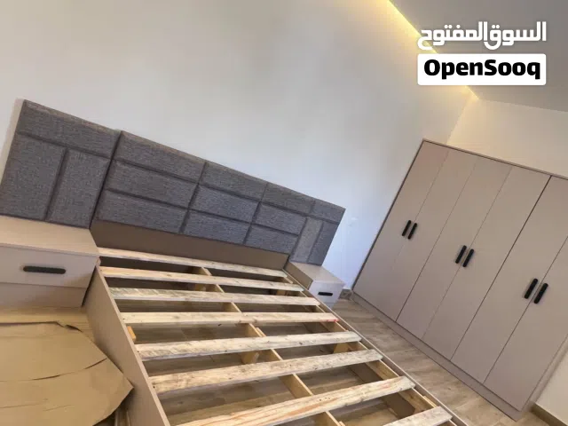 سلام عليكم ورحمة الله وبركاته موجود عندي غرفة نوم للبيع اتصال علي الرقم