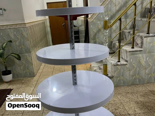 فاترينا حاملة كرزات عدد 7 للبيع    ميز كرزات  رف كيكة