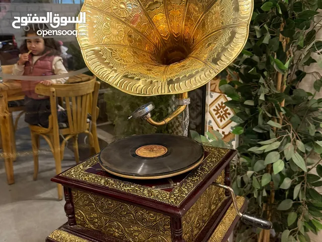 جرامافون جديد ملبس نحاس كامل