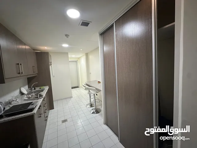 مكتب بمساحة 235 متر مربع للبيع في الصويفيه ( Property 42798 )-174998407