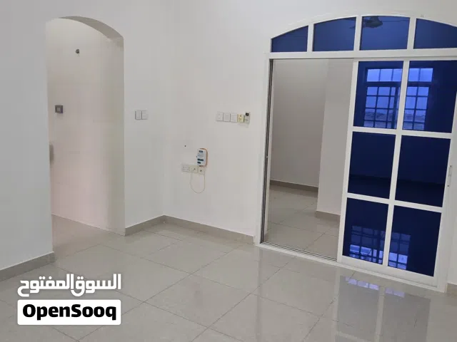 95 m2 2 Bedrooms Apartments for Rent in Muscat Al Maabilah