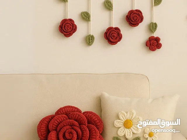 خياطة بالكروشيه تفصيل الملابس للأطفال و الكبار و أطقم المواليد الدمئ و التوزيعات والهدايا