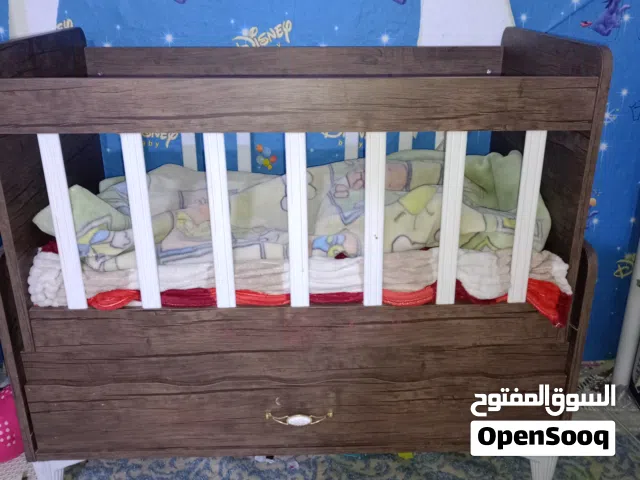سرير طفل تركي
