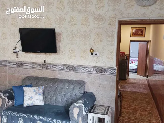 200m2 4 Bedrooms Townhouse for Sale in Basra Al Jameea