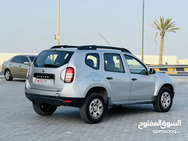 RENAULT DUSTER model 2015