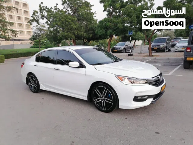2016 هوندا اكورد Sport