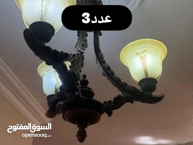 طقم ثريات بحالة الجديد