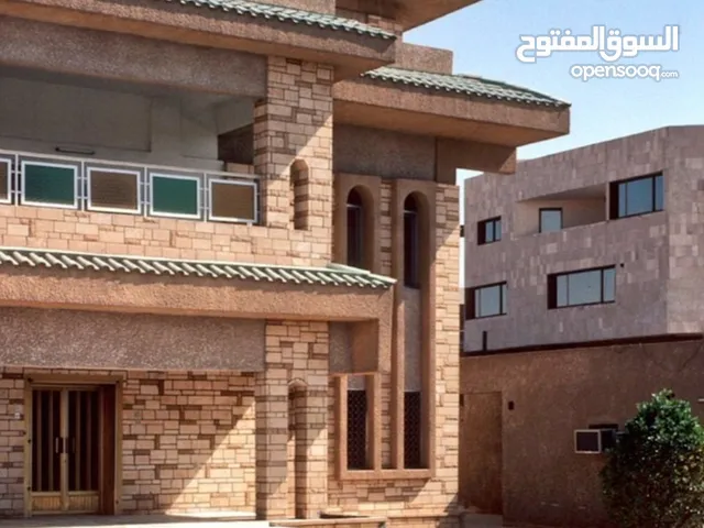 250m2 More than 6 bedrooms Villa for Sale in Tripoli Al-Seyaheyya